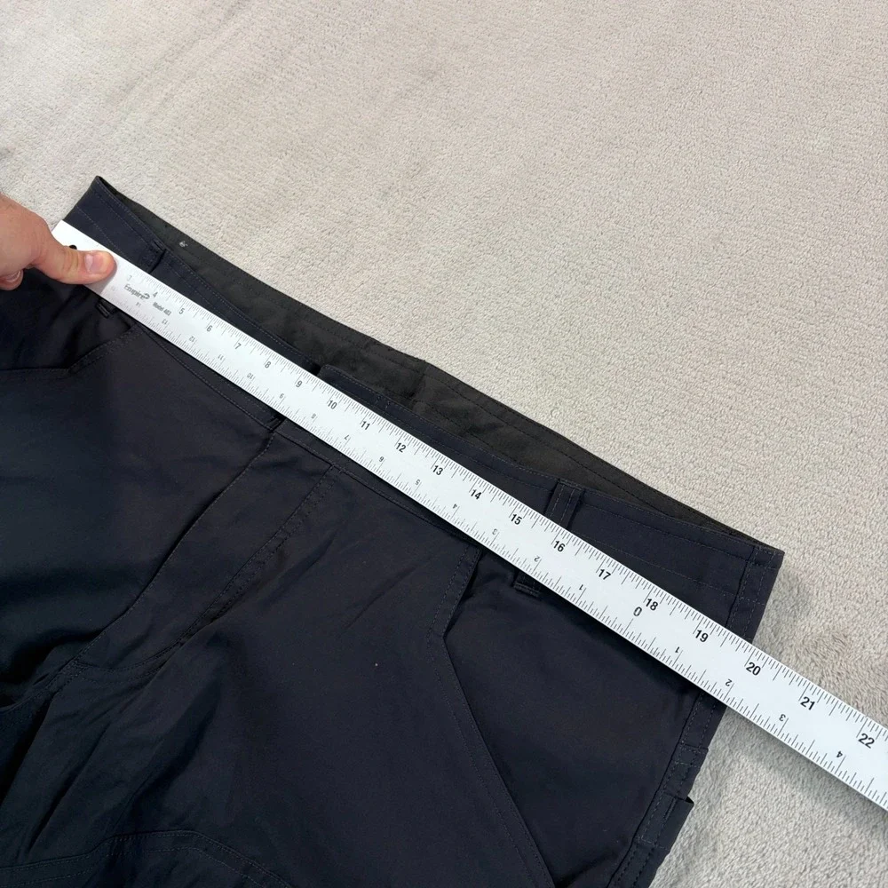 Kuhl Renegade Rock Cargo Pants Men‎ 38x29.5 Black Tapered Fit UPF 50+ NWOT